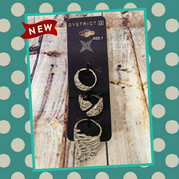Dystrict LA Jewelry - 🆑📿💍🆕 3 PC Feather Style Silver Rings